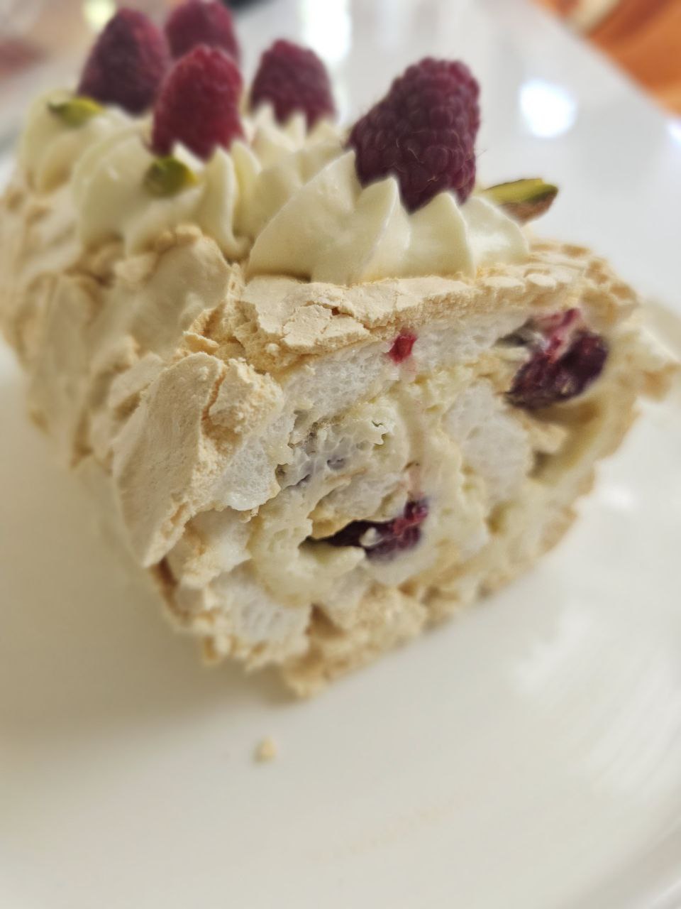 Меренговый рулет